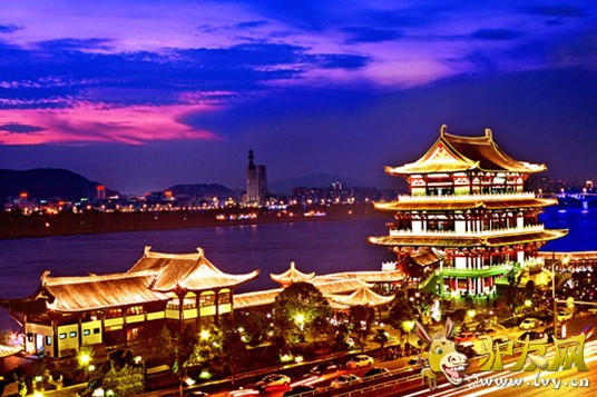 长沙夜景.jpg